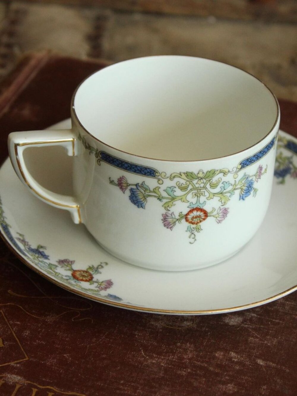 Vintage 1920s 1930s Tea Cup and Saucer, Hutschenreuther Selb China Set, Bavaria